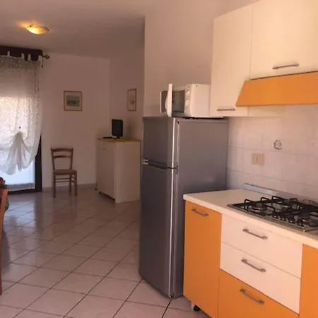 2 Bedroom In Viale Dei Pini