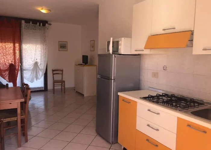 2 Bedroom In Viale Dei Pini